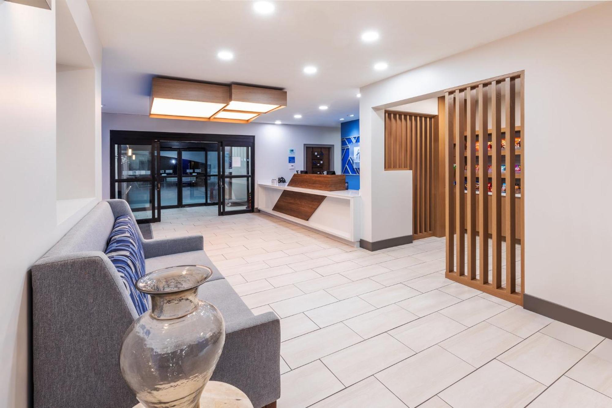 Holiday Inn Express Harvey-Marrero By Ihg Exterior foto
